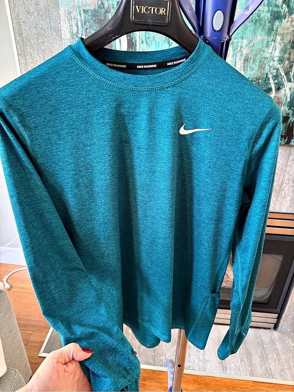 Nike Dri-FIT Long Sleeve Athletic Shirt in Teal - Size Large